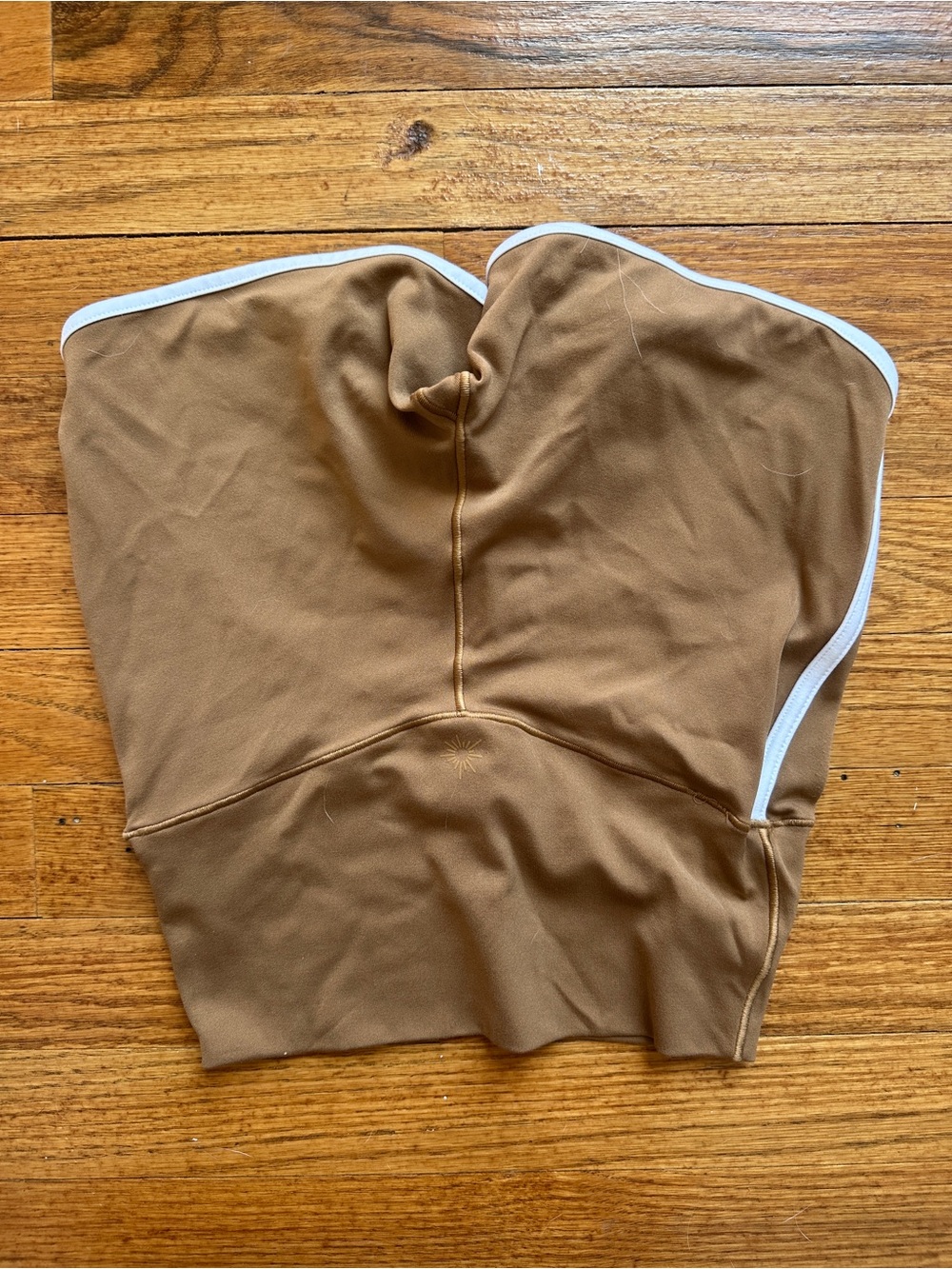aerie High-Rise Tan Athletic Shorts with White Piping - Picture 2 of 3